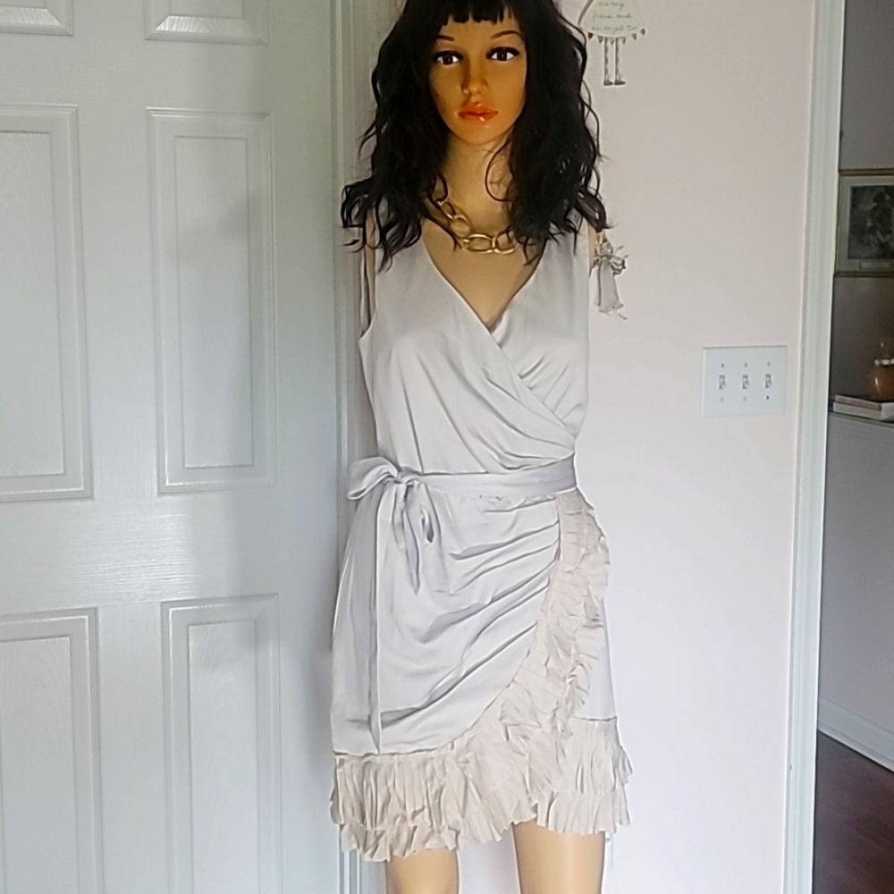 Akira black label beautiful wrap around mini dress sz small